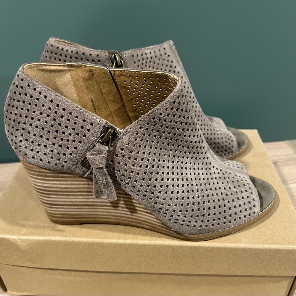 Lucky Brand - Women’s Wedge Heel